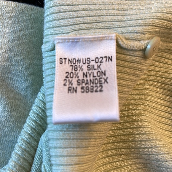 MAX STUDIO CELERY GREEN SILK SWEATER - Picture 5 of 6